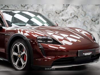 Used Porsche Taycan 2022 for sale - 75658416: Photo