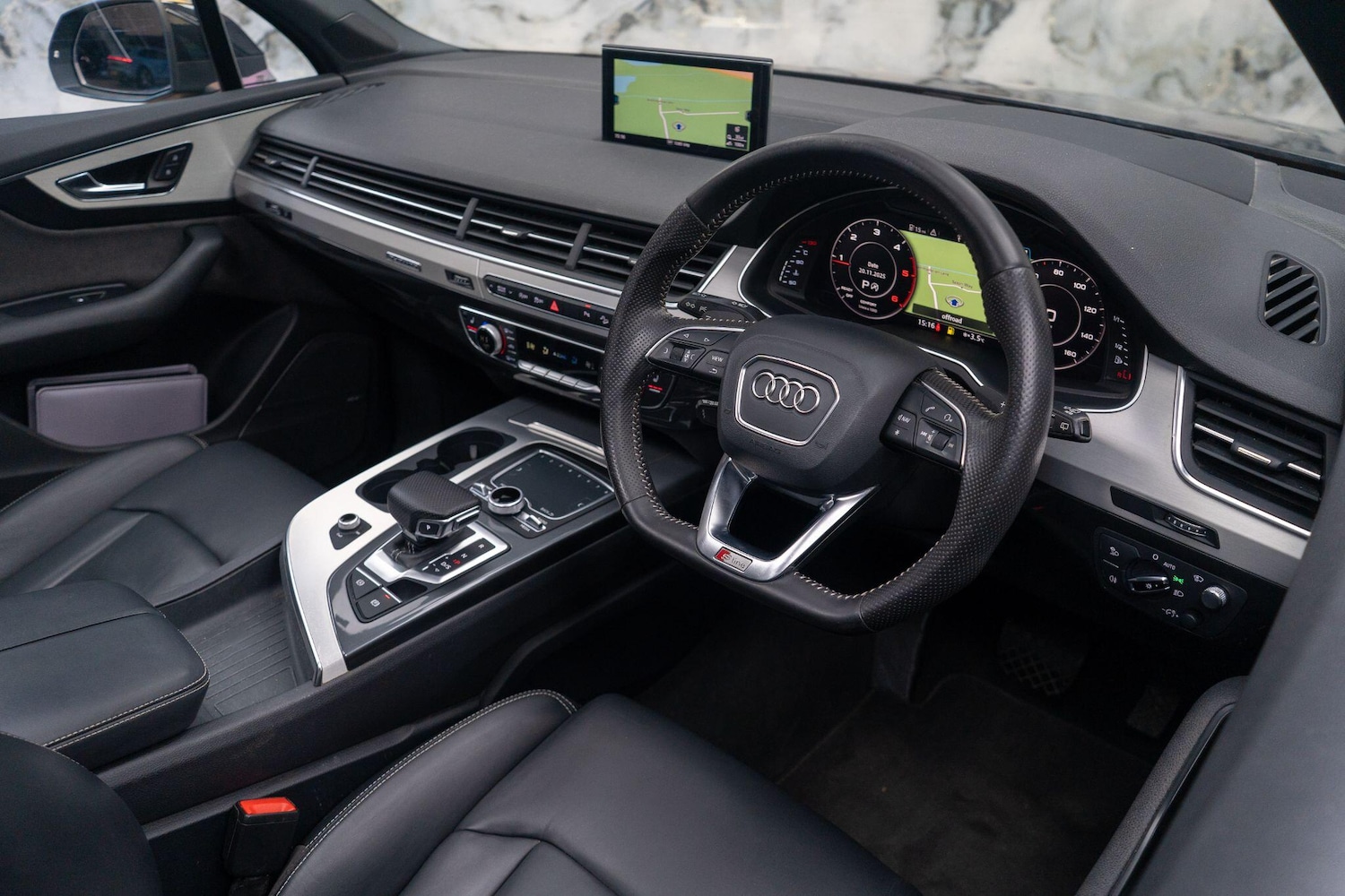 Used Audi Q7 2015 for sale - 76633807: Photo 11