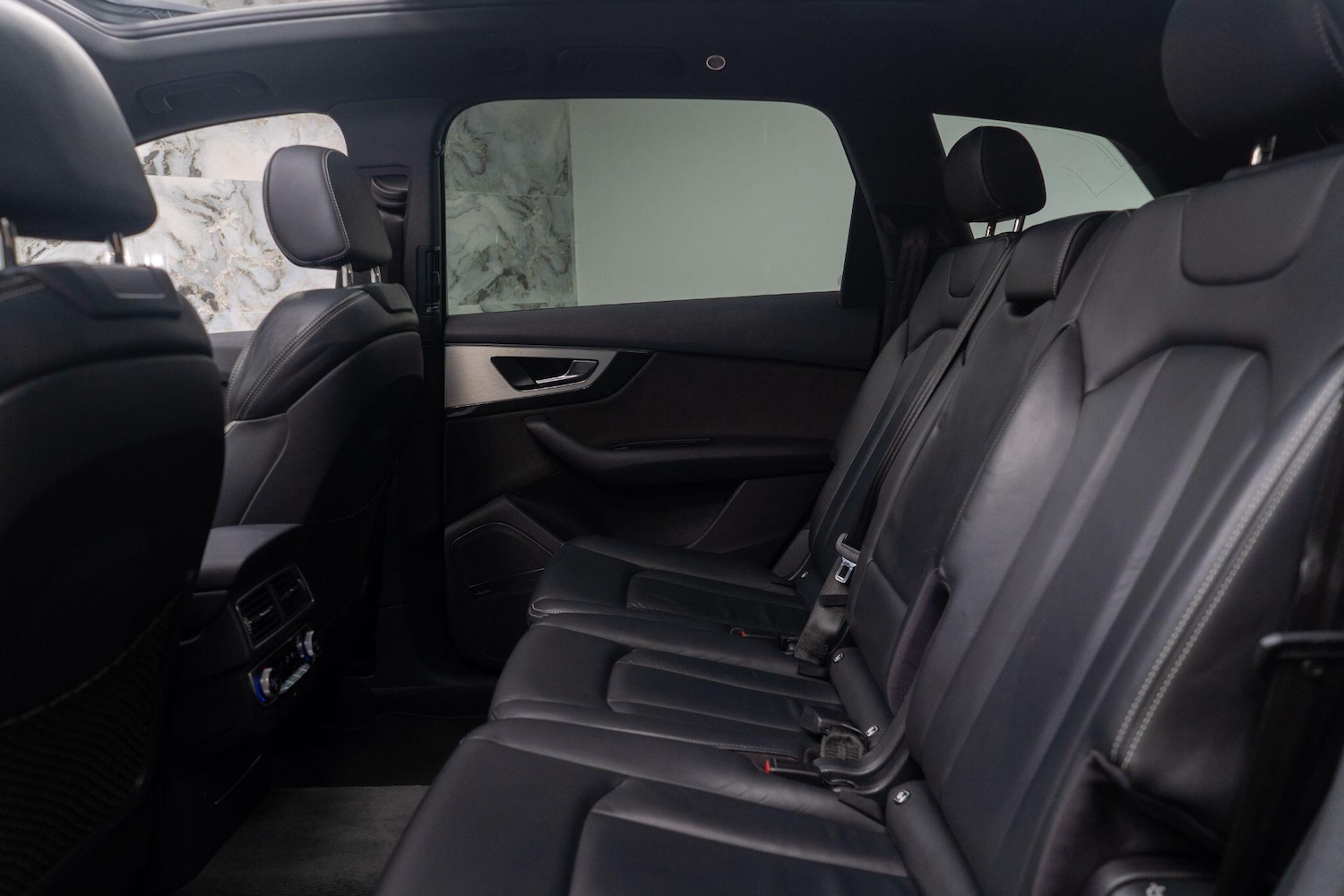 Used Audi Q7 2015 for sale - 76633807: Photo 18