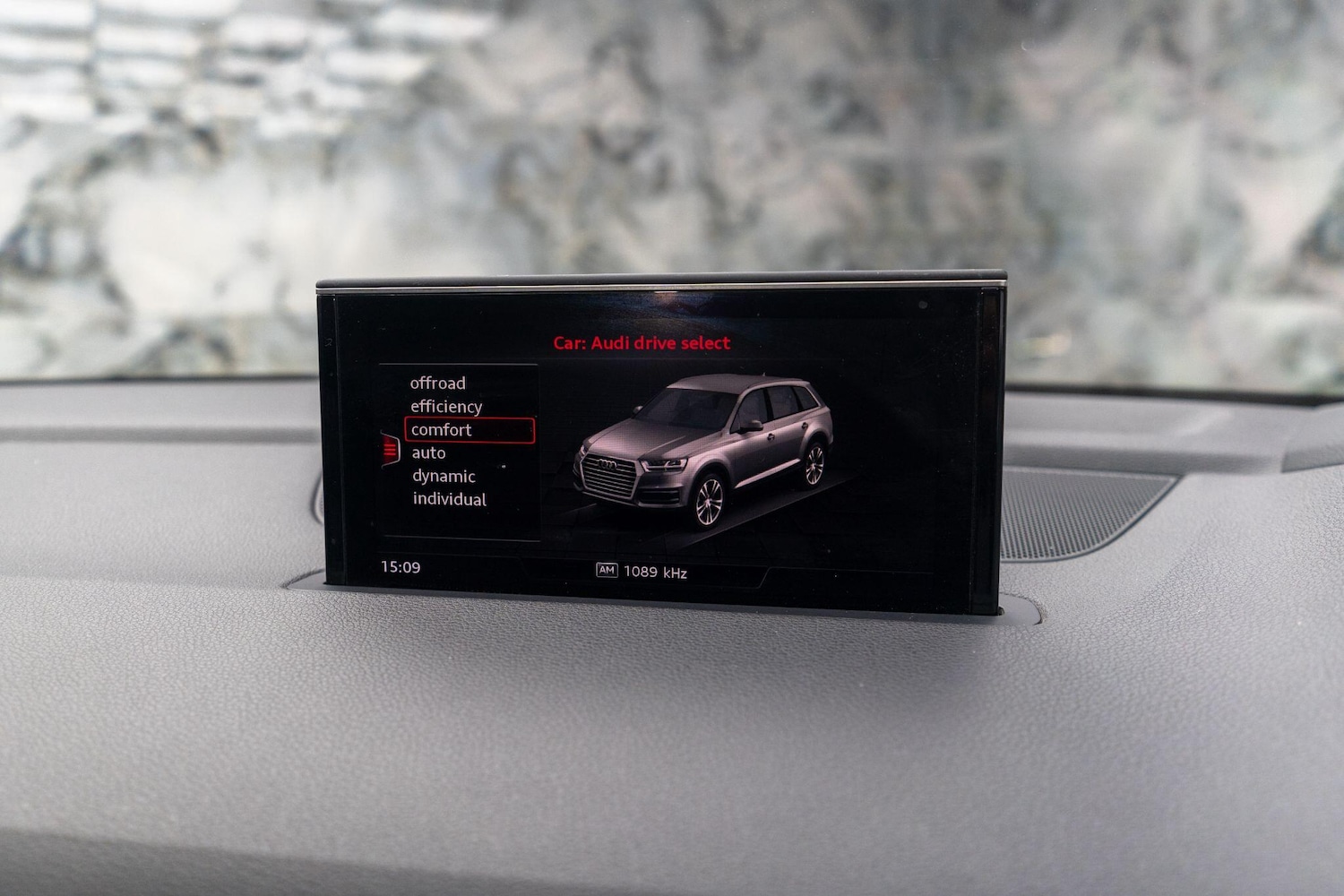 Used Audi Q7 2015 for sale - 76633807: Photo 28