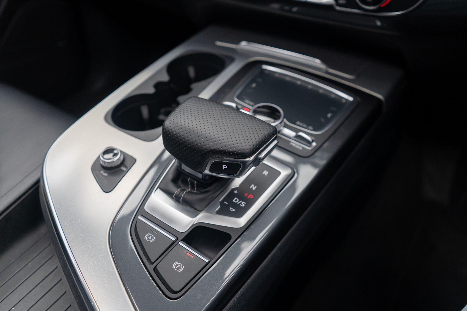 Used Audi Q7 2015 for sale - 76633807: Photo 30