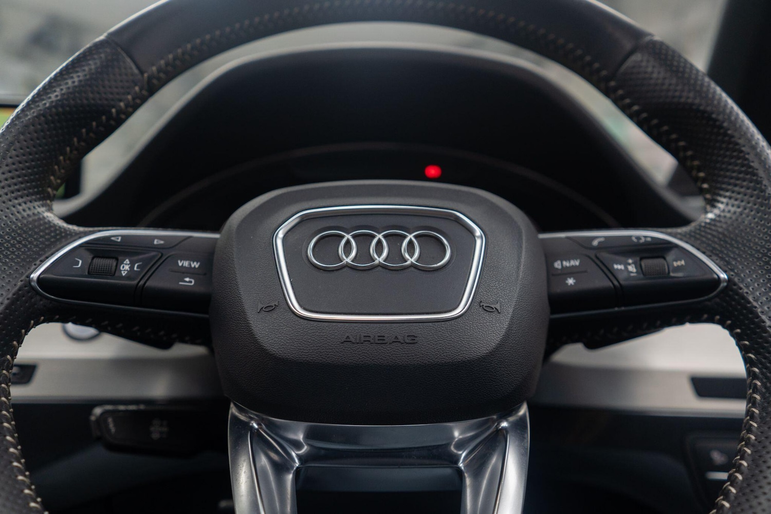 Used Audi Q7 2015 for sale - 76633807: Photo 35