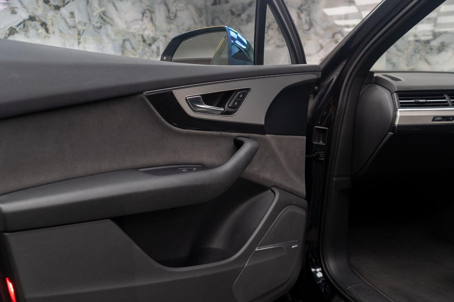 Used Audi Q7 2015 for sale - 76633807: Photo 43