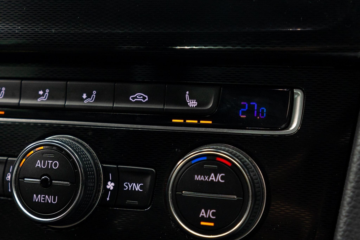 Used Volkswagen Golf 2016 for sale - 77120497: Photo 24