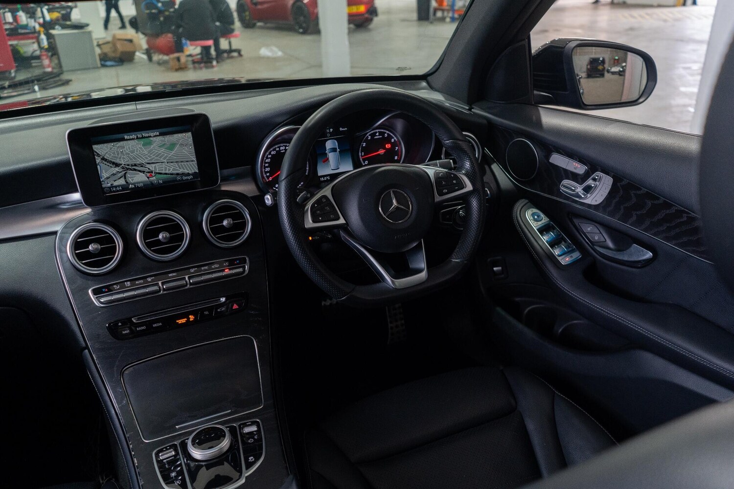 Used Mercedes-Benz GLC 2018 for sale - 77969897: Photo 13