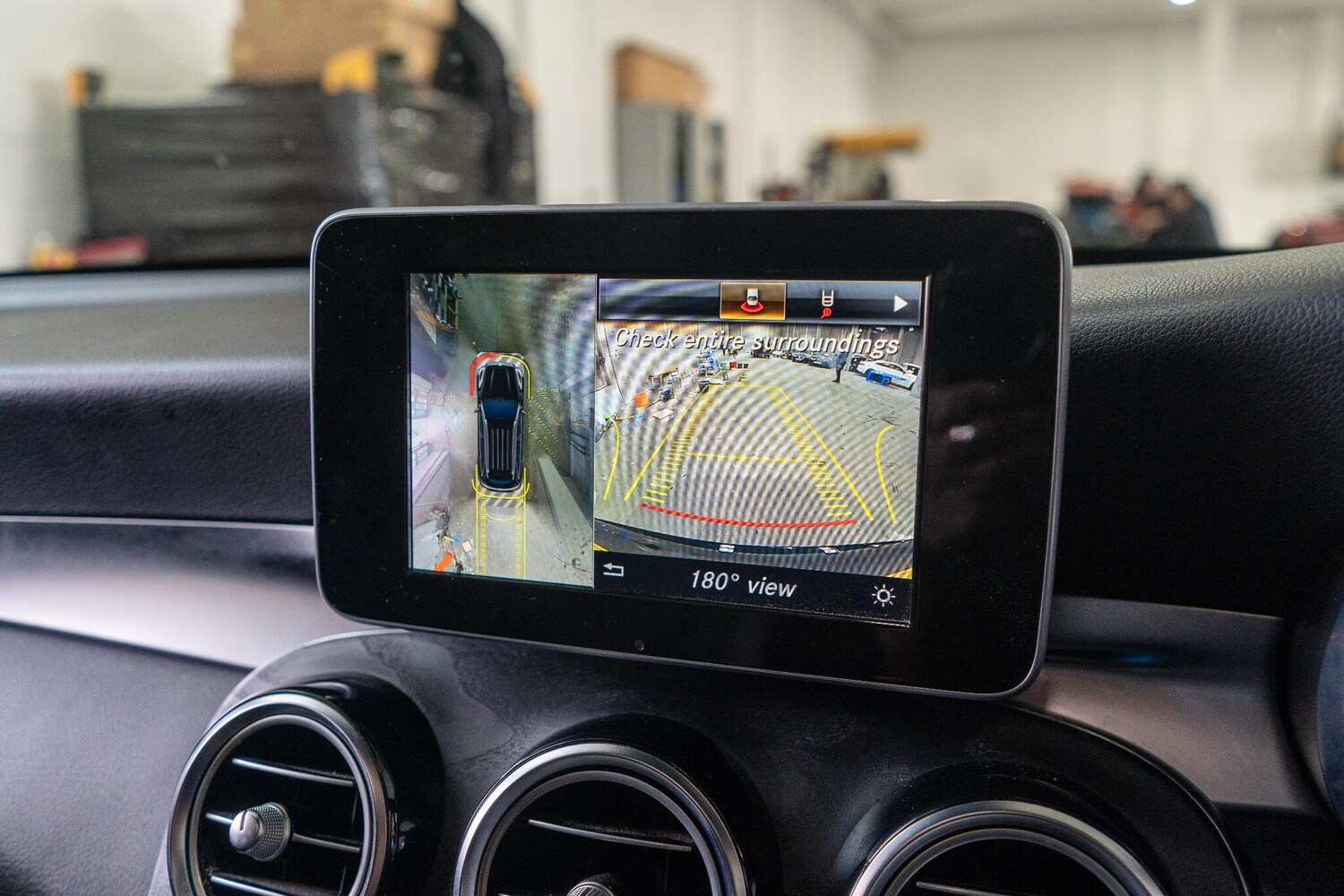 Used Mercedes-Benz GLC 2018 for sale - 77969897: Photo 22