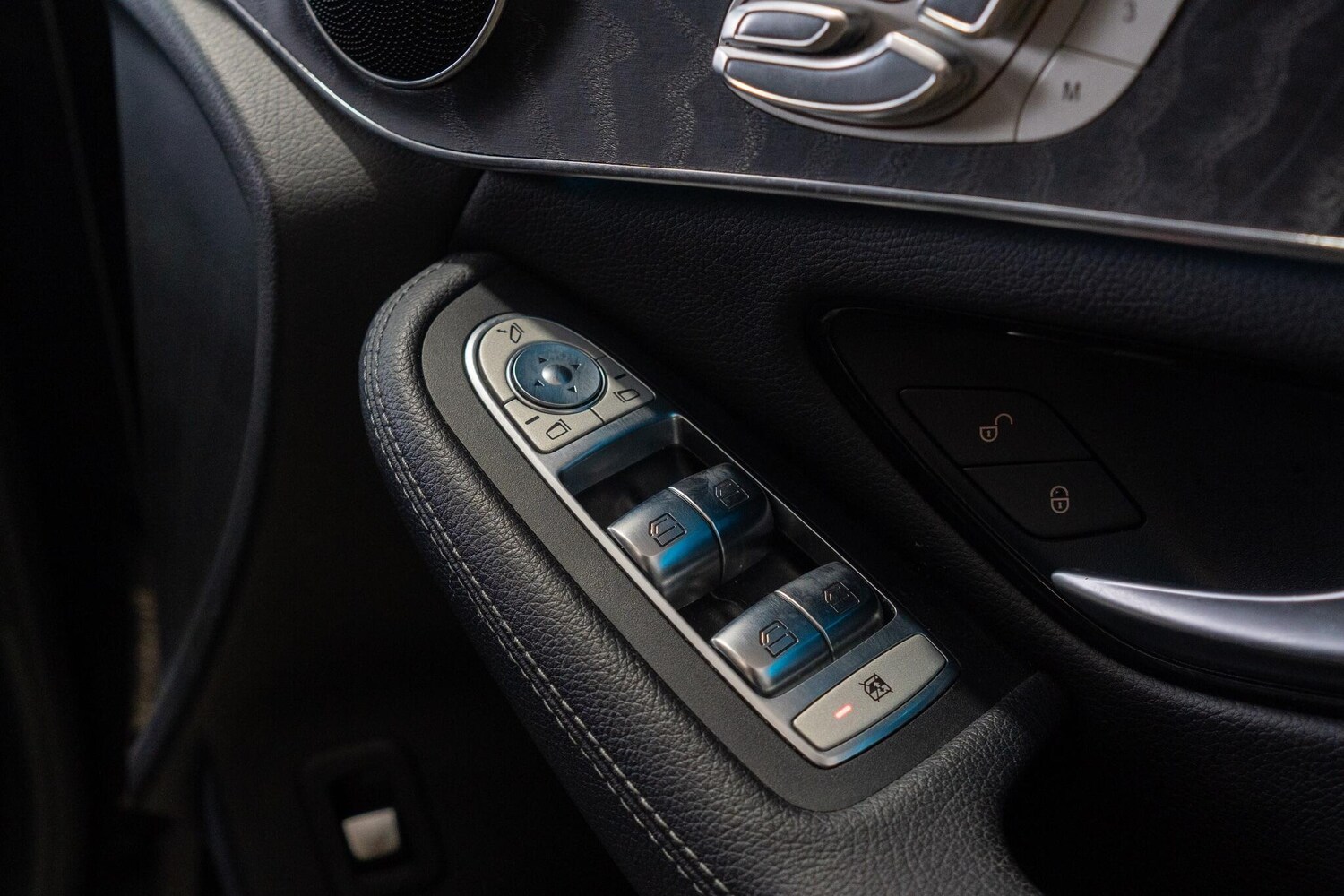 Used Mercedes-Benz GLC 2018 for sale - 77969897: Photo 29