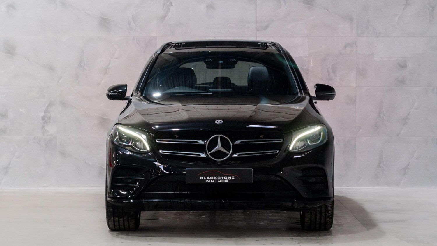 Used Mercedes-Benz GLC 2018 for sale - 77969897: Photo 4