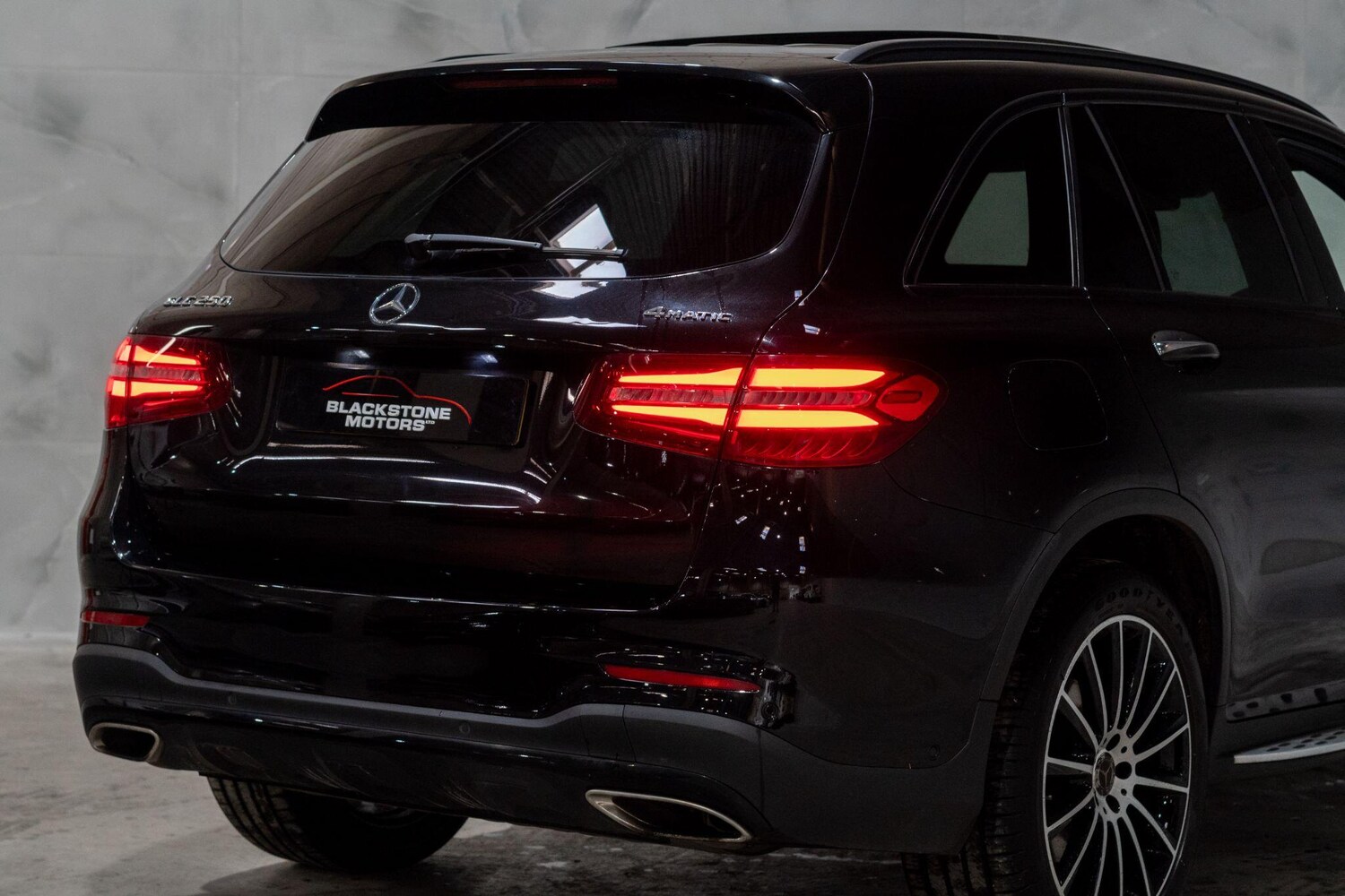 Used Mercedes-Benz GLC 2018 for sale - 77969897: Photo 41