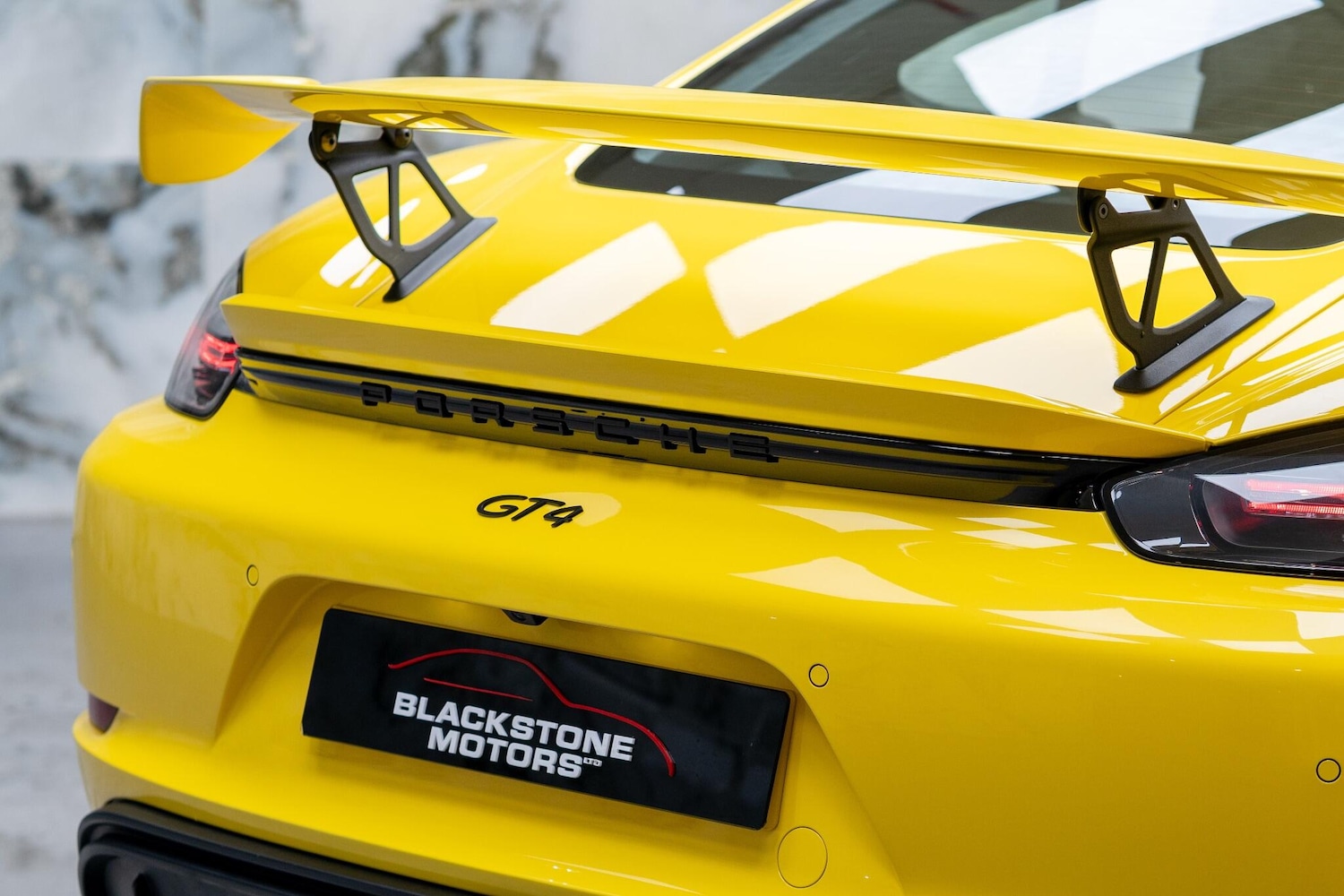 Used Porsche Cayman 2022 for sale - 77343828: Photo 15