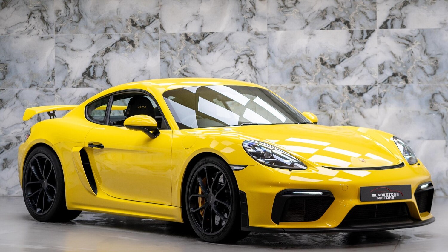 Used Porsche Cayman 2022 for sale - 77343828: Photo 2