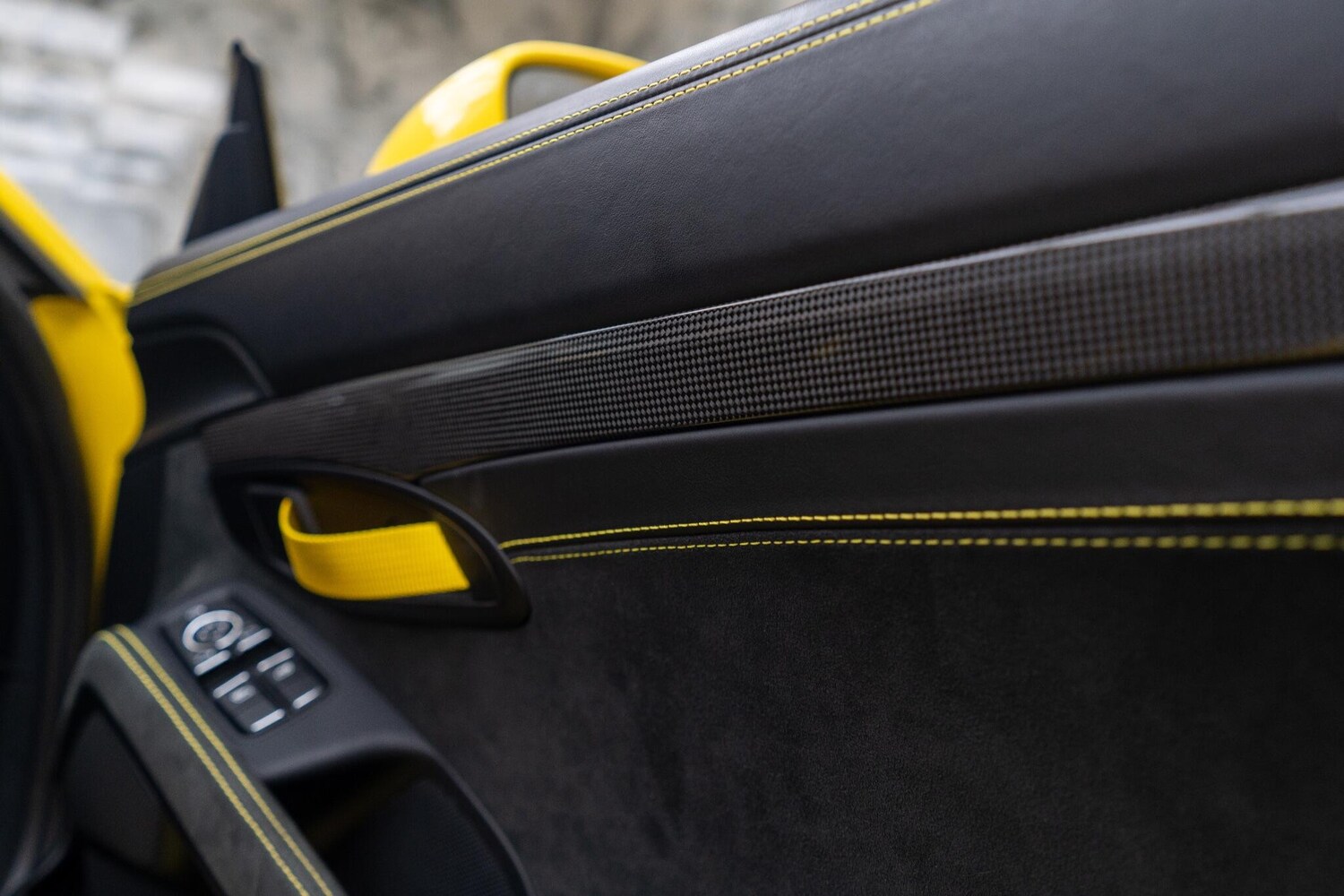 Used Porsche Cayman 2022 for sale - 77343828: Photo 33