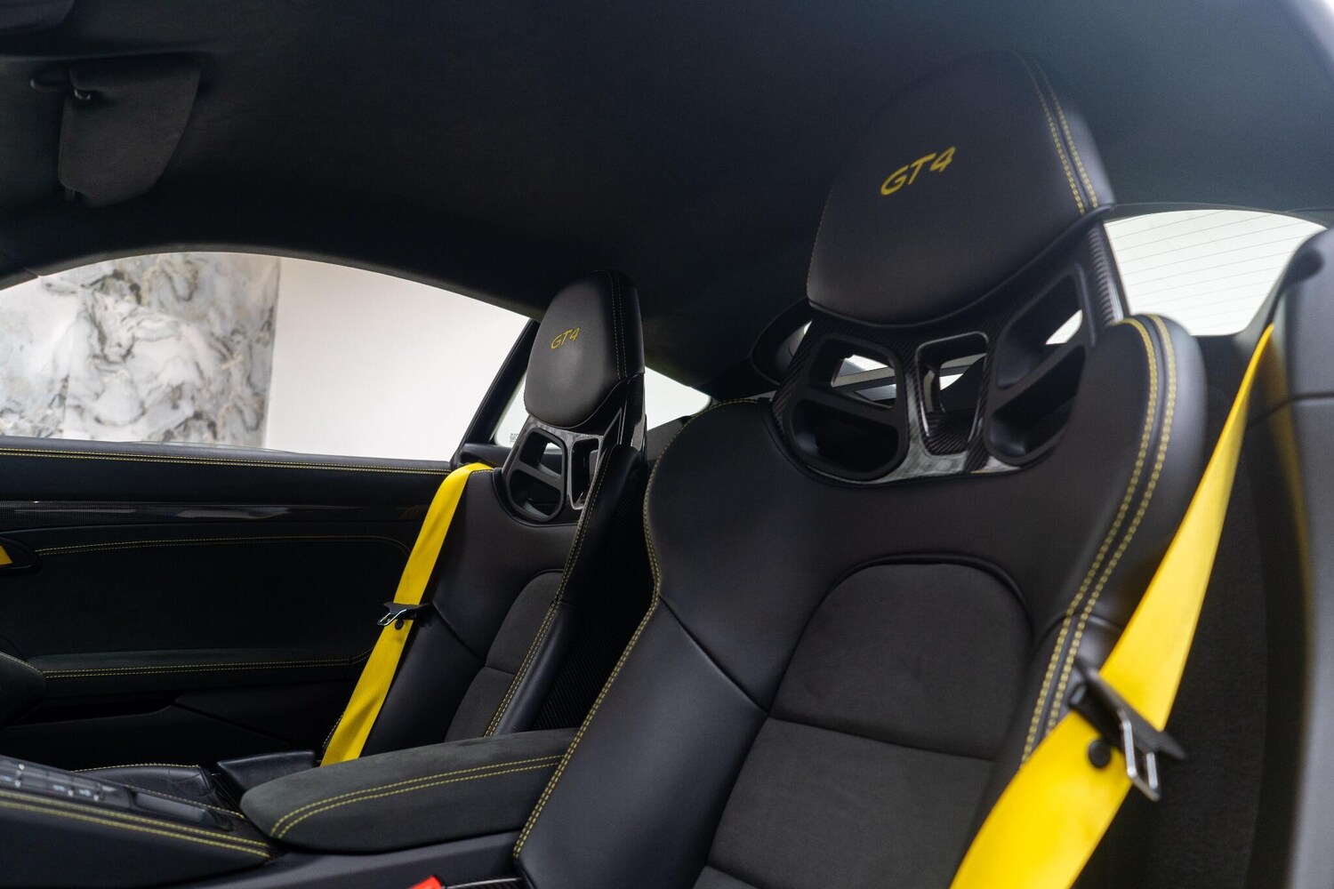 Used Porsche Cayman 2022 for sale - 77343828: Photo 41