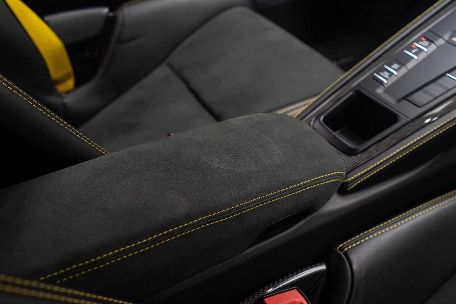 Used Porsche Cayman 2022 for sale - 77343828: Photo 48