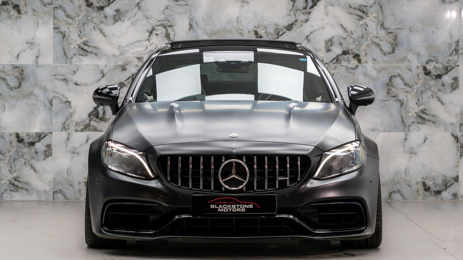 Used Mercedes-Benz C Class 2019 for sale - 76899493: Photo 3