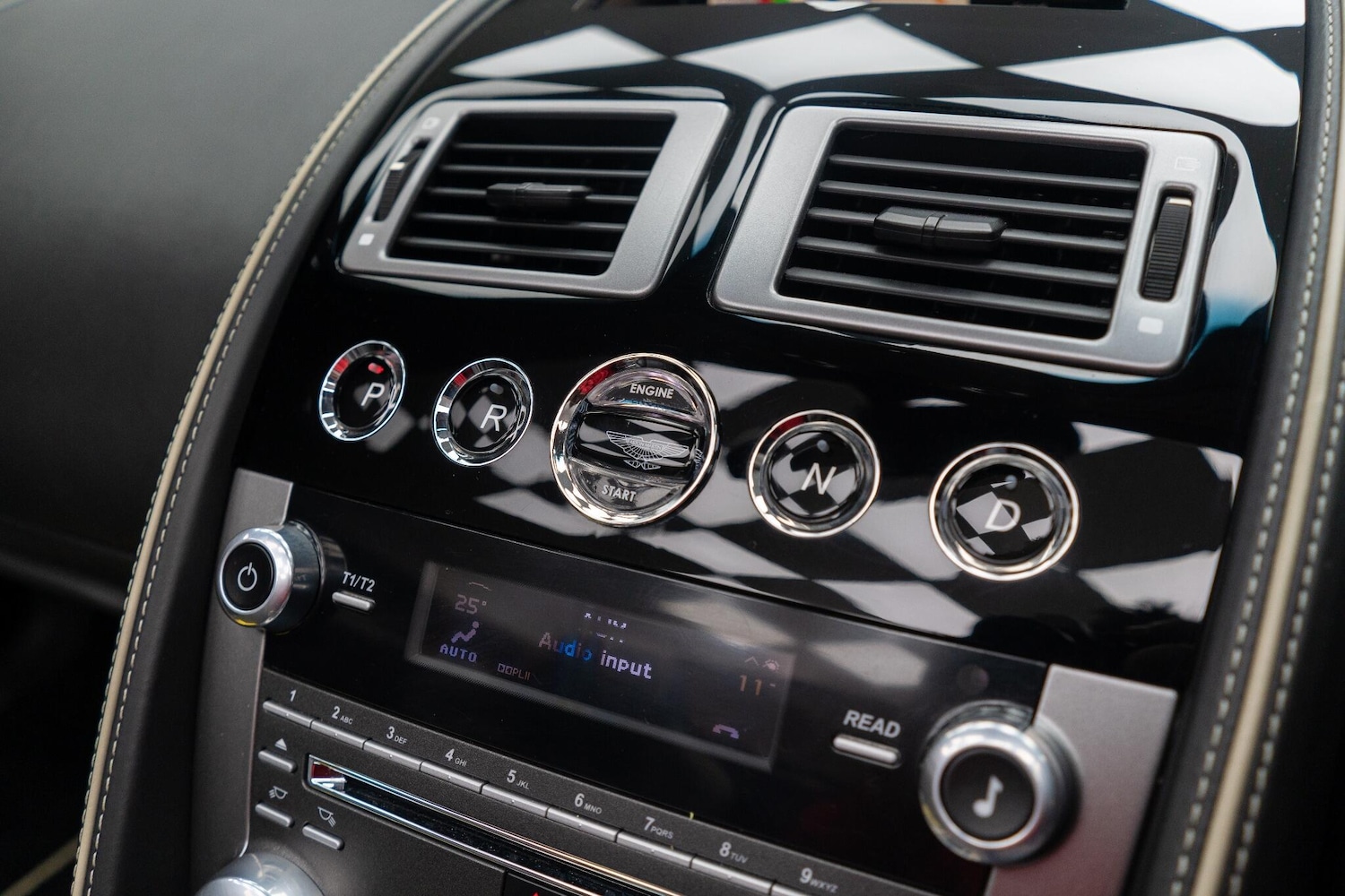 Used Aston Martin Virage for sale - 77156615: Photo 29