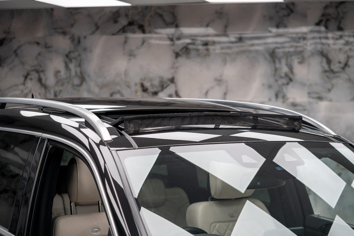 Used Mercedes-Benz GLS 2018 for sale - 76992550: Photo 2