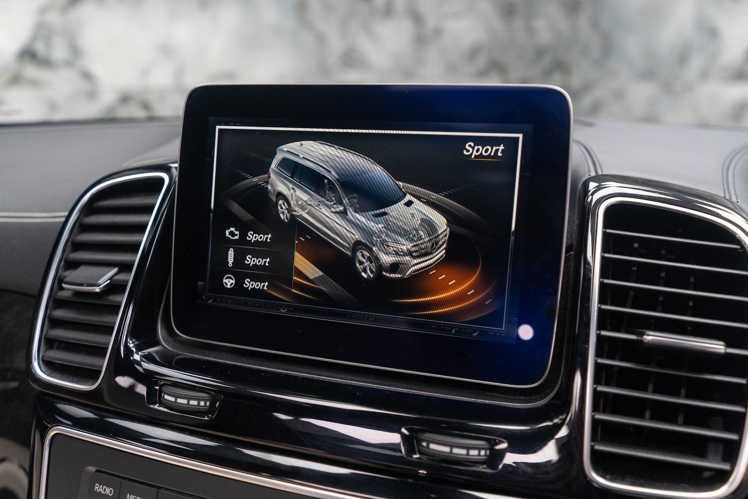 Used Mercedes-Benz GLS 2018 for sale - 76992550: Photo 24