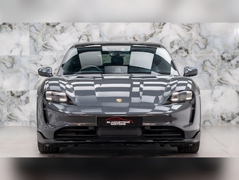 Used Porsche Taycan 2022 for sale - 75493440: Photo