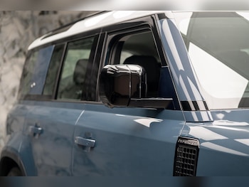 Used Land Rover Defender 110 2020 for sale - 75600106: Photo
