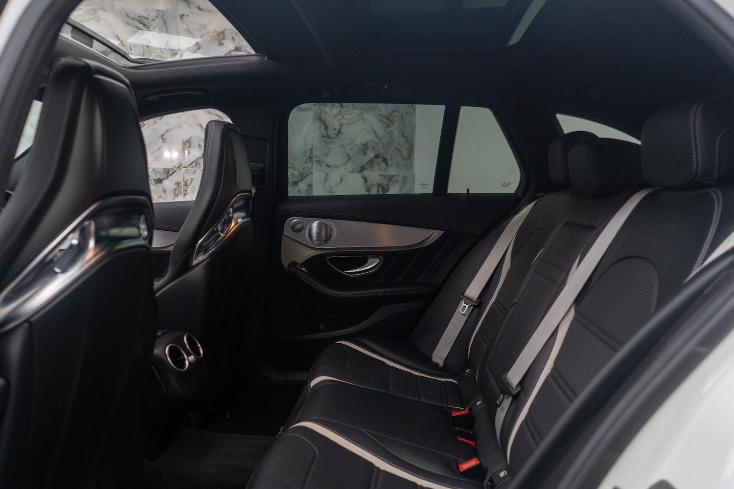 Used Mercedes-Benz C Class 2019 for sale - 77130575: Photo 48