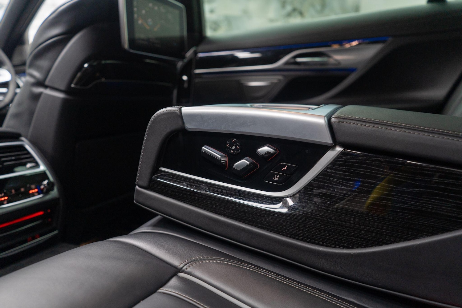 Used BMW 7 Series 2019 for sale - 76432328: Photo 23