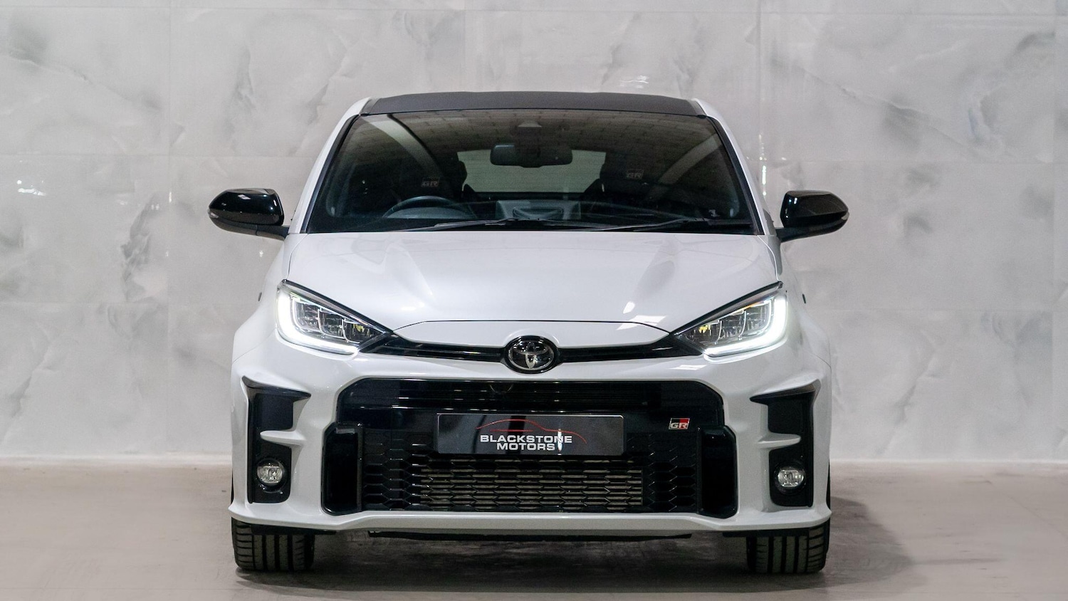 Used Toyota Yaris for sale - 78214125: Photo 2