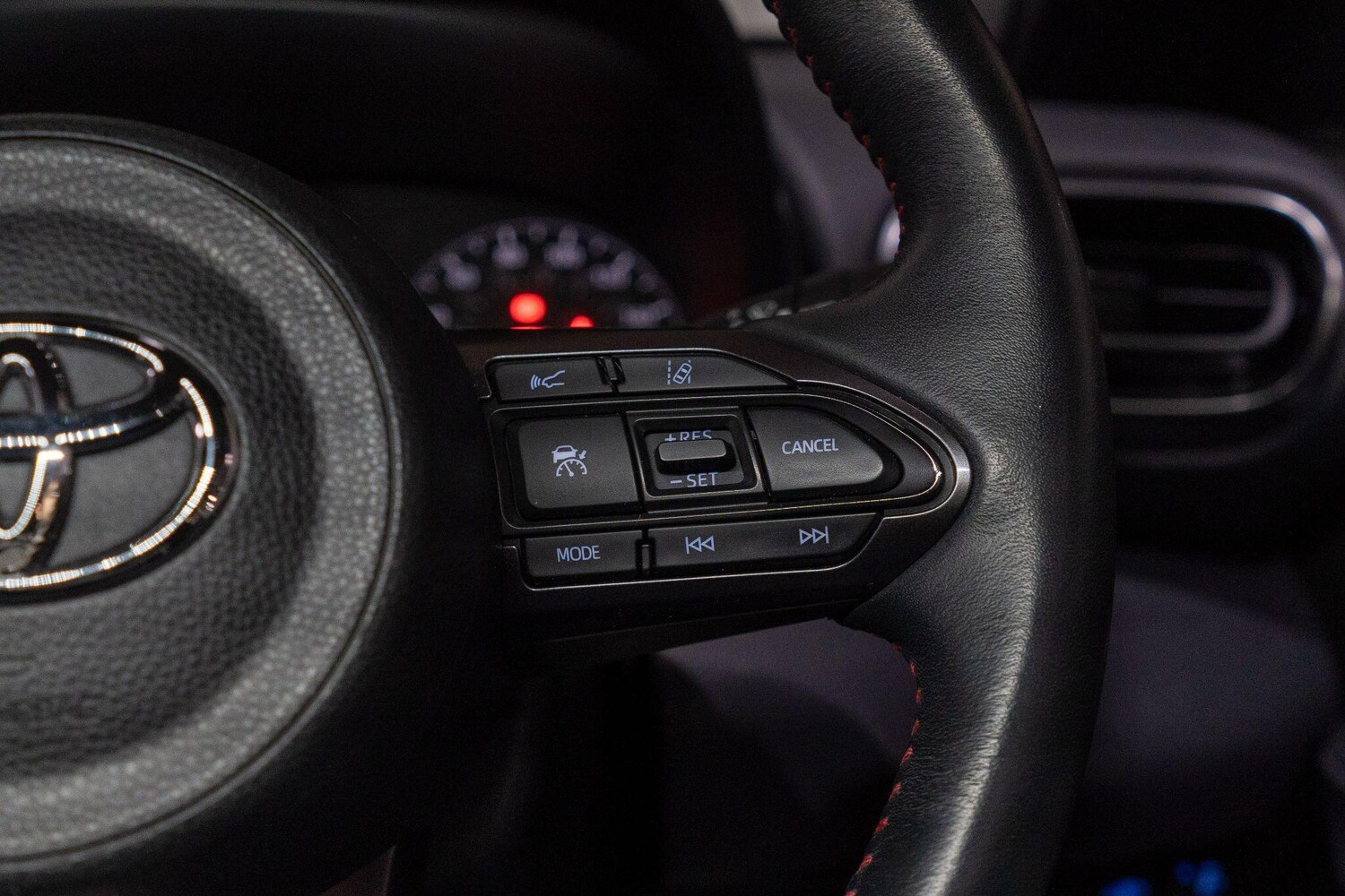 Used Toyota Yaris for sale - 78214125: Photo 27