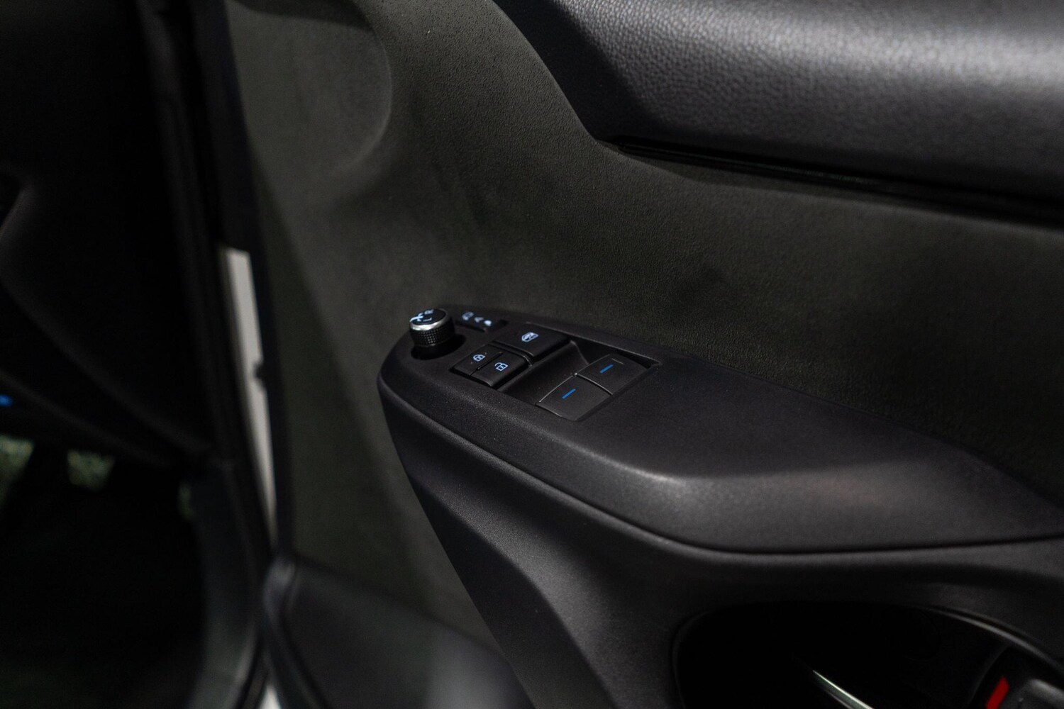 Used Toyota Yaris for sale - 78214125: Photo 29