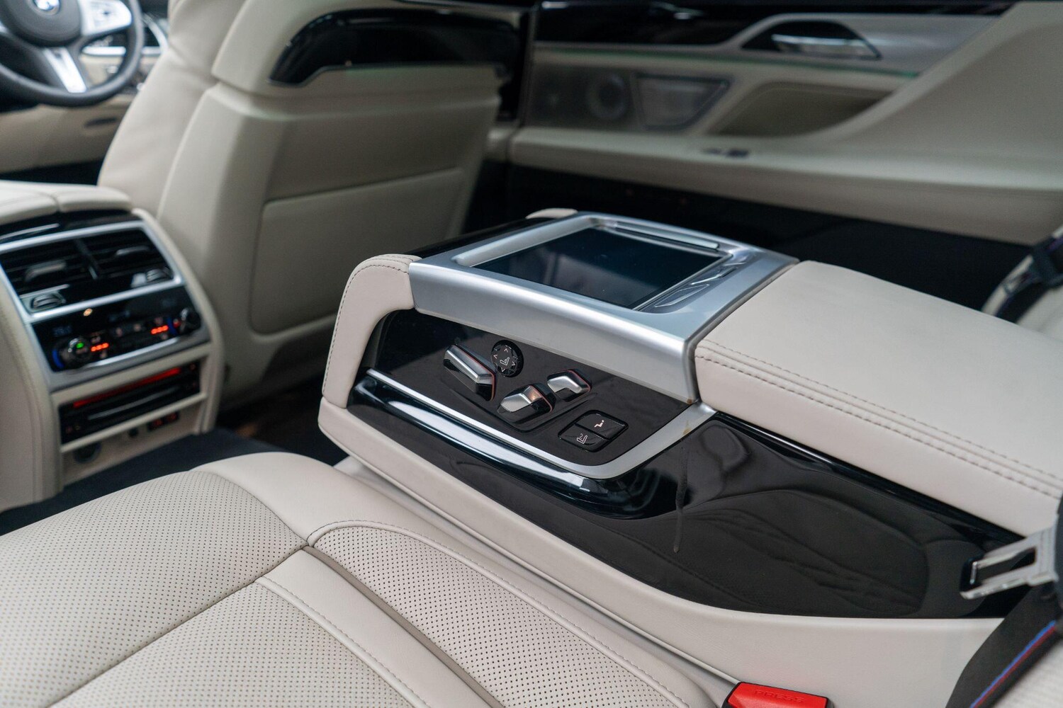 Used BMW 7 Series for sale - 76802451: Photo 19