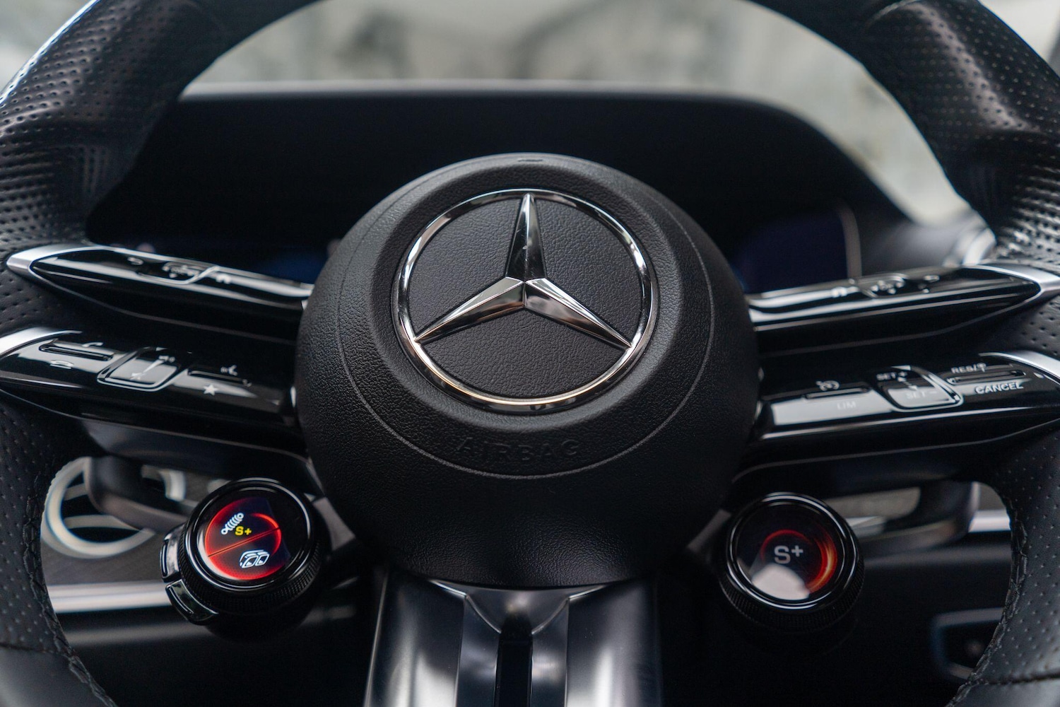 Used Mercedes-Benz E Class for sale - 76499200: Photo 32