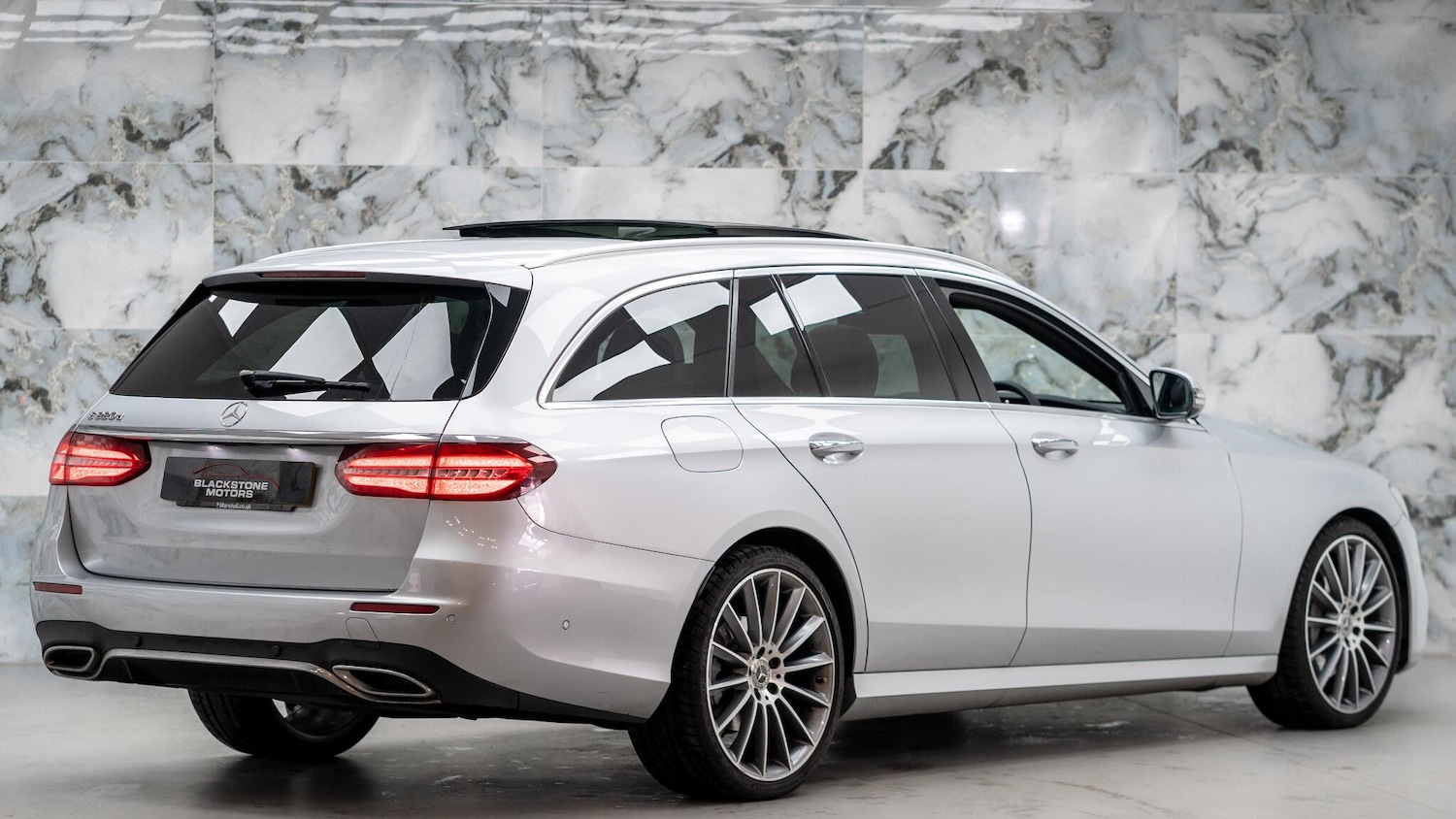 Used Mercedes-Benz E Class 2019 for sale - 76607959: Photo 10