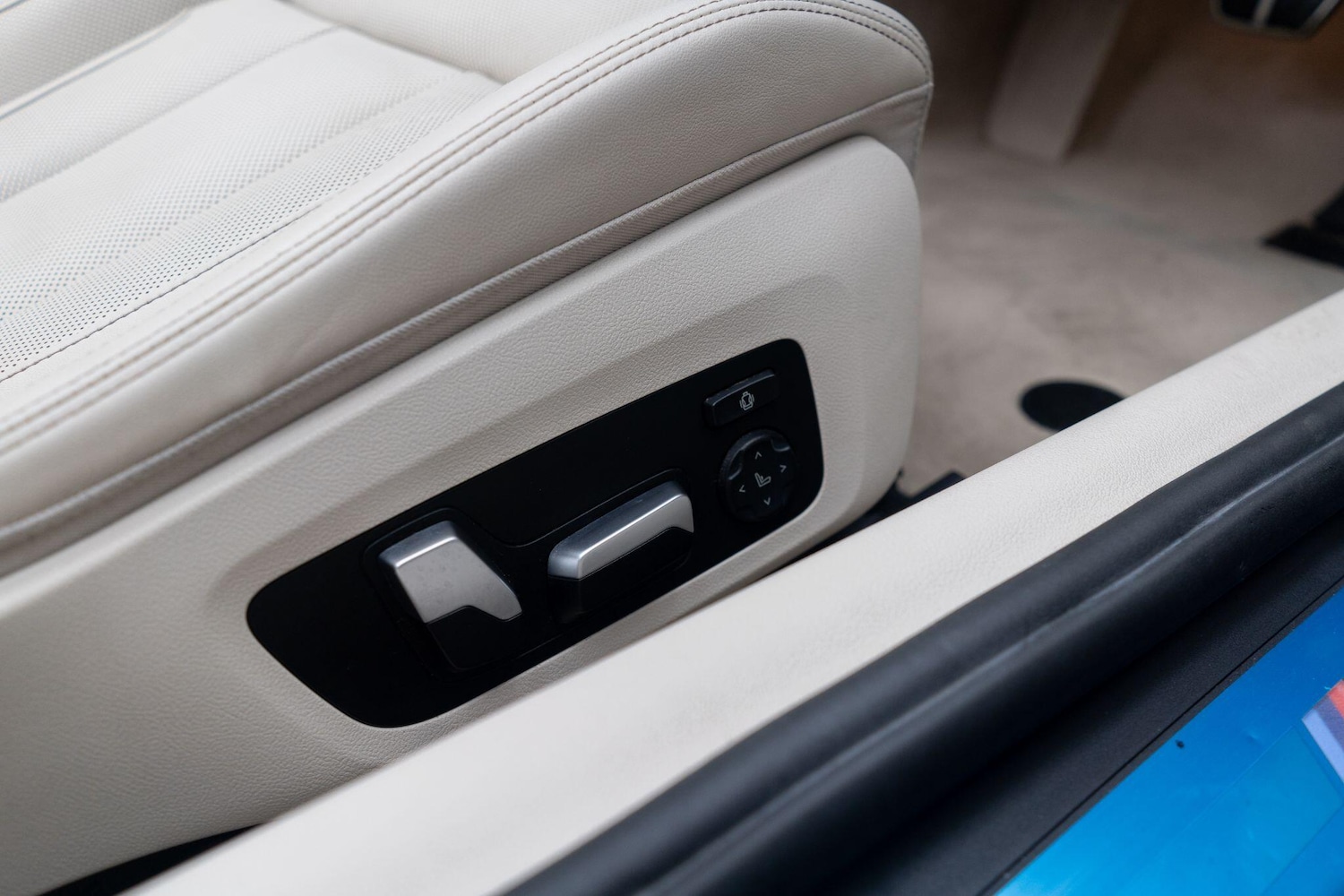 Used BMW 8 Series 2020 for sale - 76607849: Photo 36