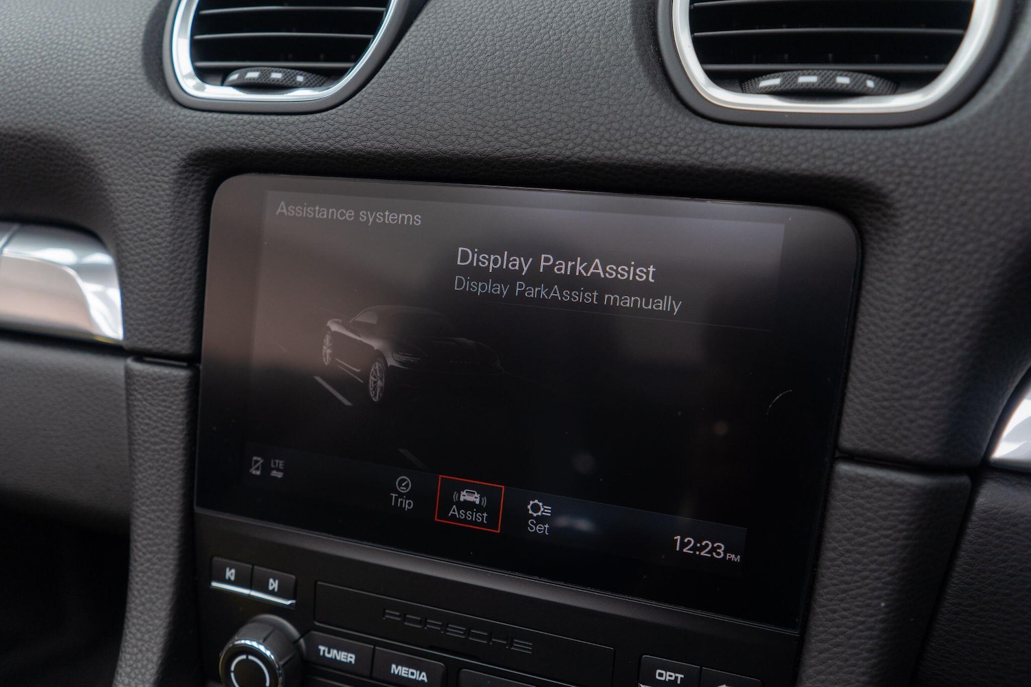 Used Porsche Boxster 2024 for sale - 76993298: Photo 19