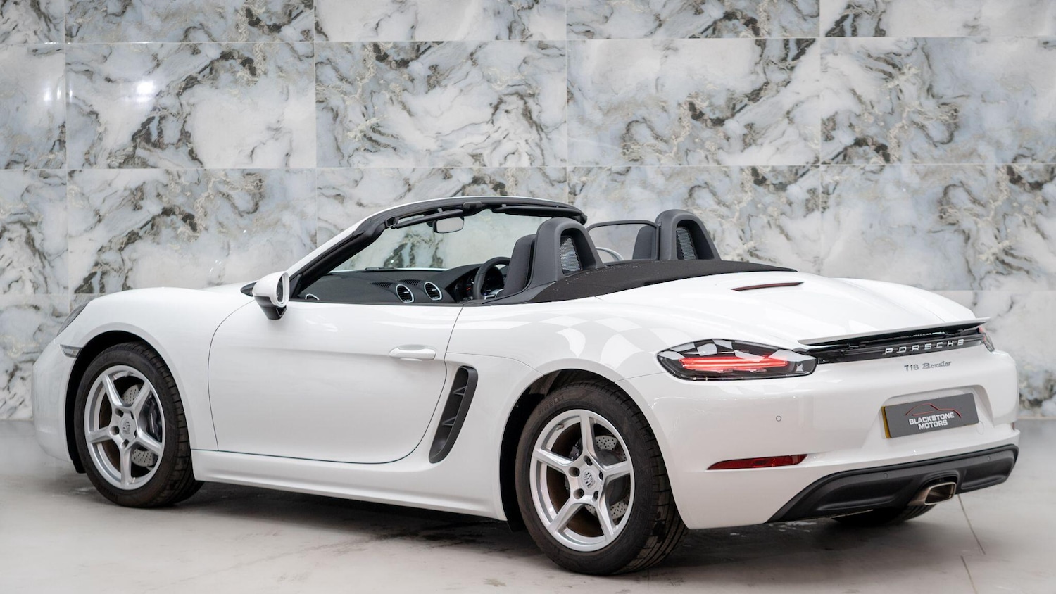 Used Porsche Boxster 2024 for sale - 76993298: Photo 5