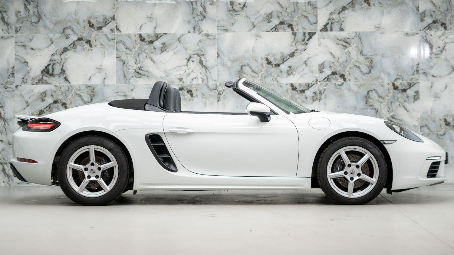 Used Porsche Boxster 2024 for sale - 76993298: Photo 8