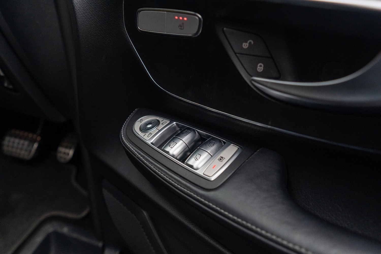 Used Mercedes-Benz V-Class 2022 for sale - 77175895: Photo 28