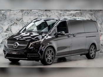 Used Mercedes-Benz V-Class 2022 for sale - 77175895: Photo