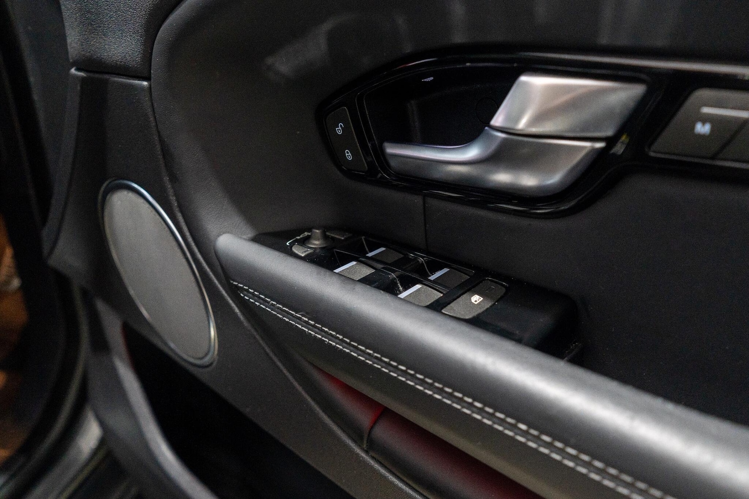 Used Land Rover Range Rover Evoque 2018 for sale - 77671420: Photo 33