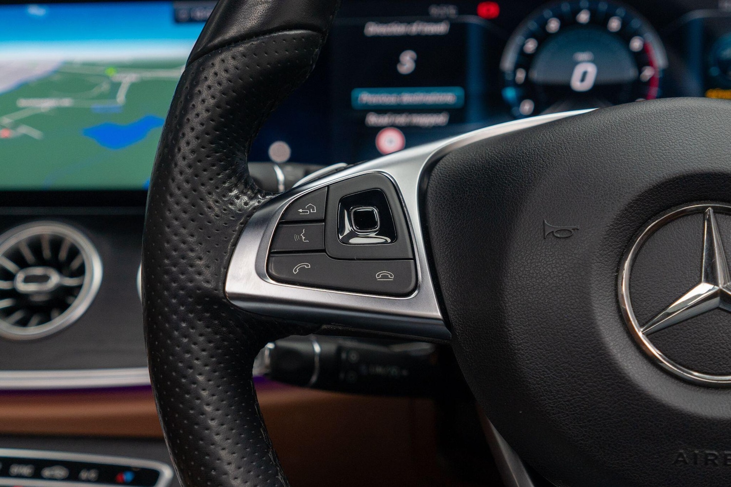 Used Mercedes-Benz E Class 2017 for sale - 77377328: Photo 32