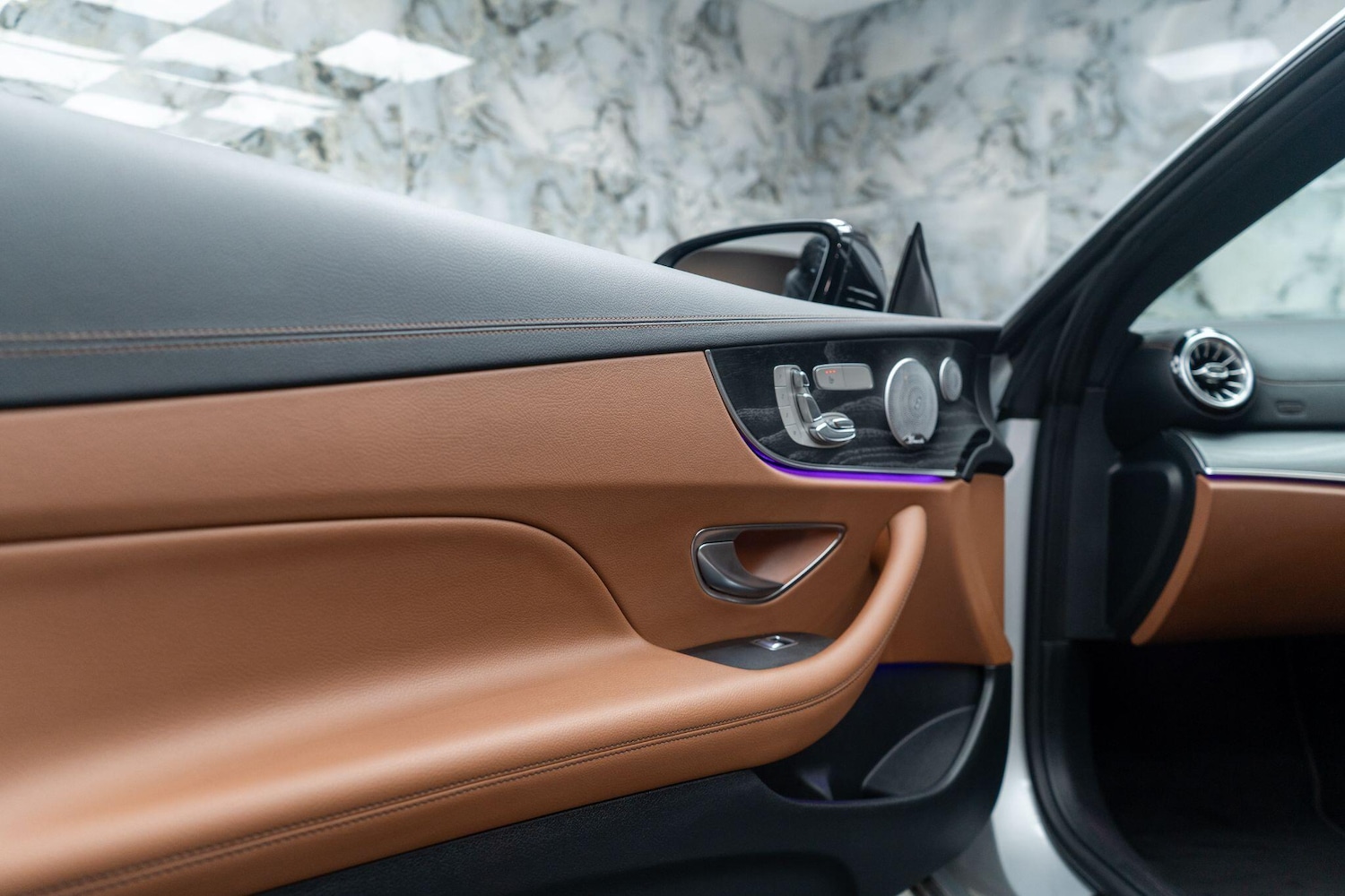 Used Mercedes-Benz E Class 2017 for sale - 77377328: Photo 38