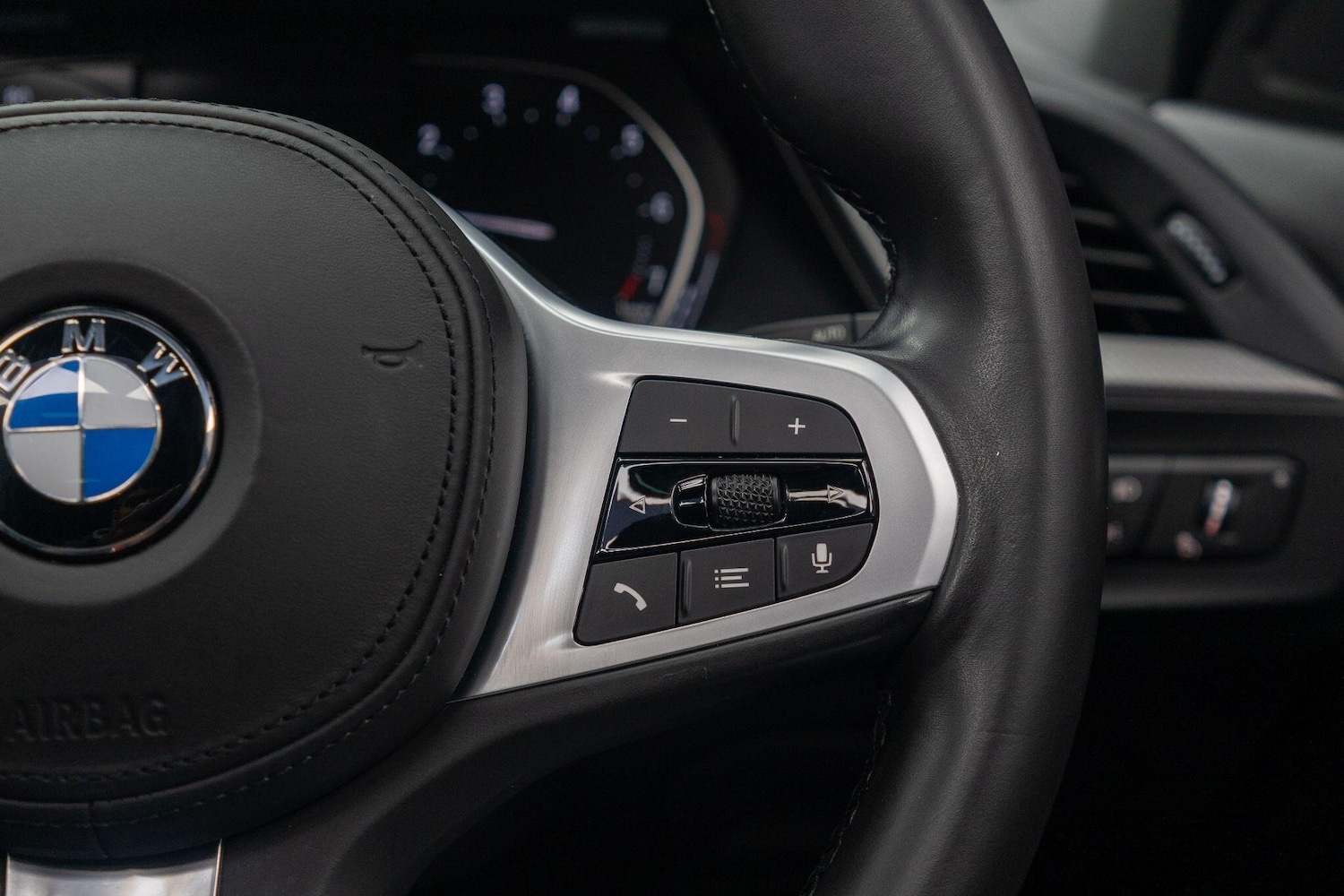 Used BMW 1 Series 2019 for sale - 76839813: Photo 34