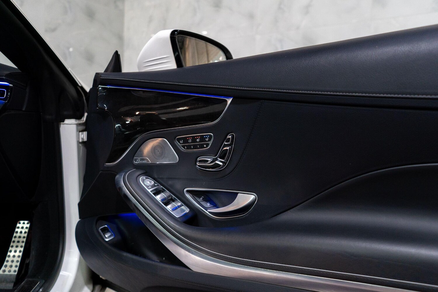 Used Mercedes-Benz S Class 2017 for sale - 78087129: Photo 32