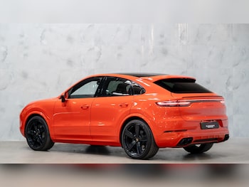 Used Porsche Cayenne 2019 for sale - 79201406: Photo