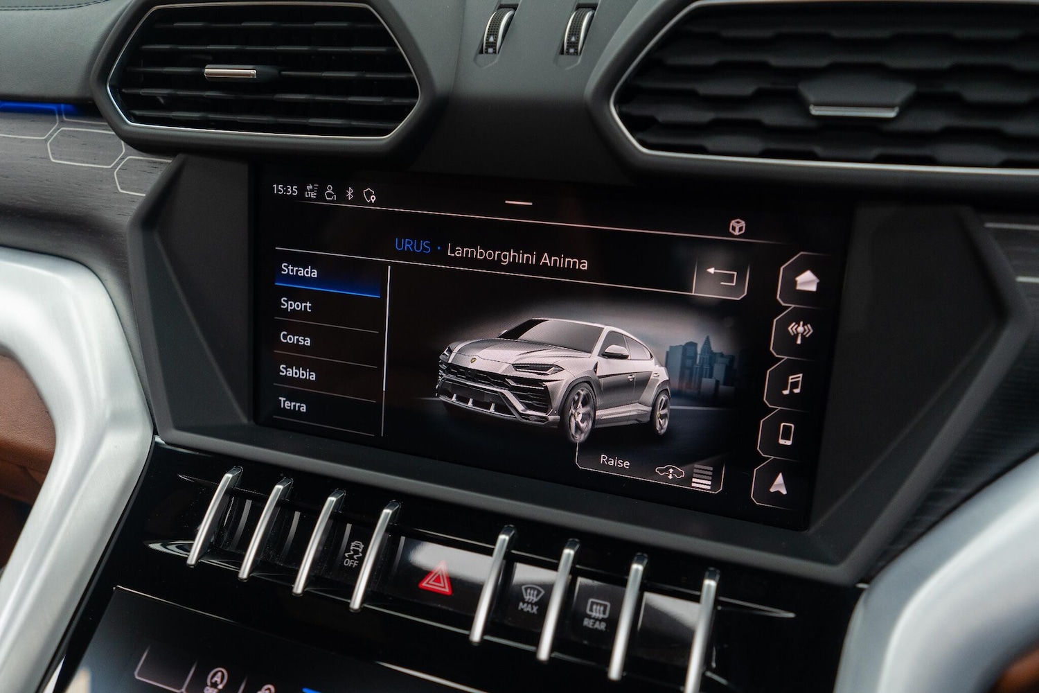 Used Lamborghini Urus for sale - 77510911: Photo 27