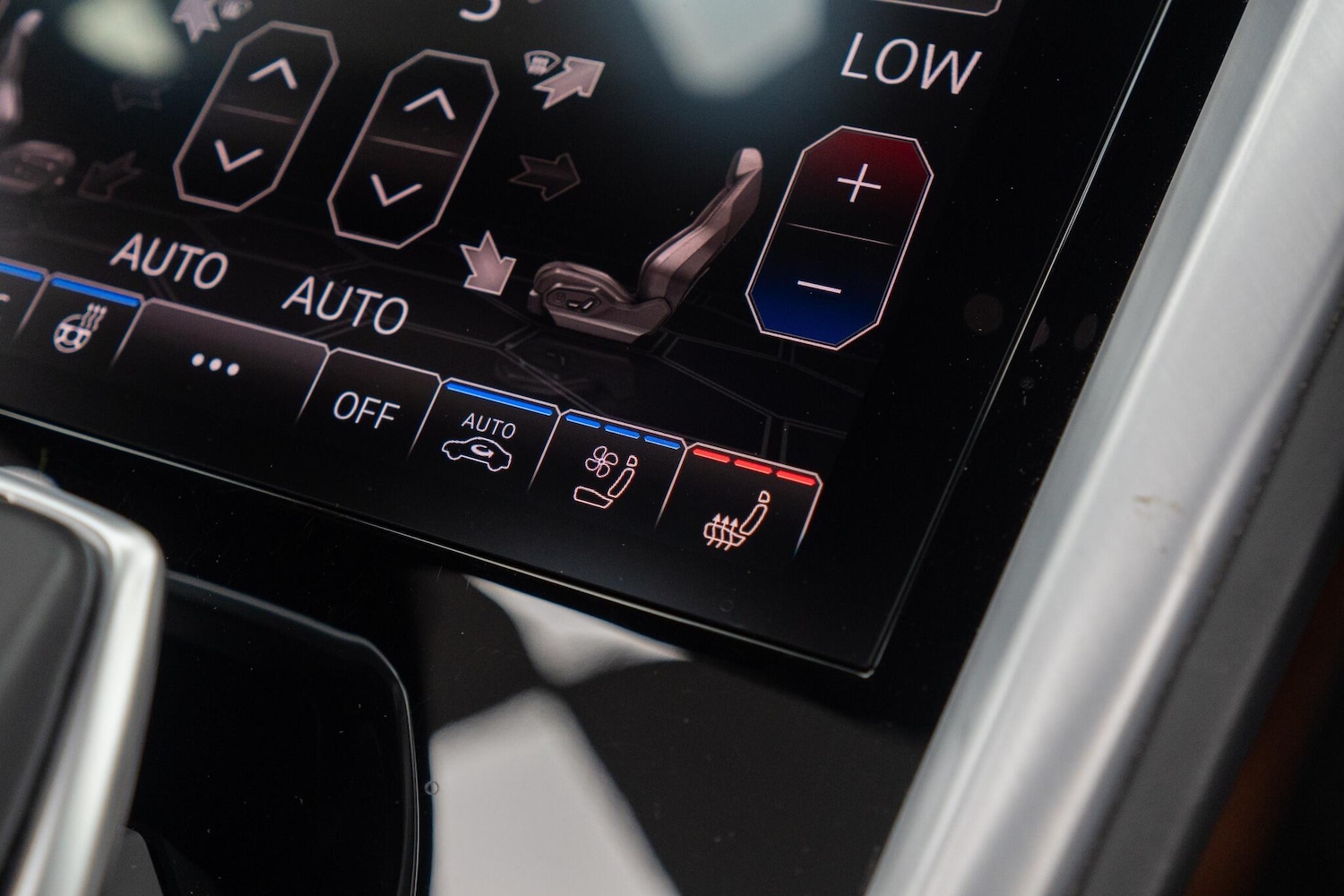 Used Lamborghini Urus for sale - 77510911: Photo 33