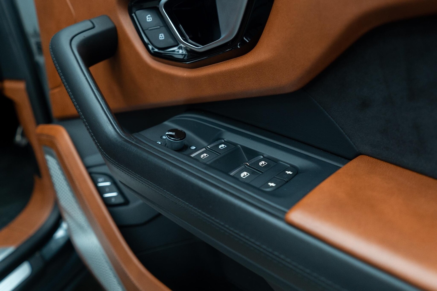 Used Lamborghini Urus for sale - 77510911: Photo 47