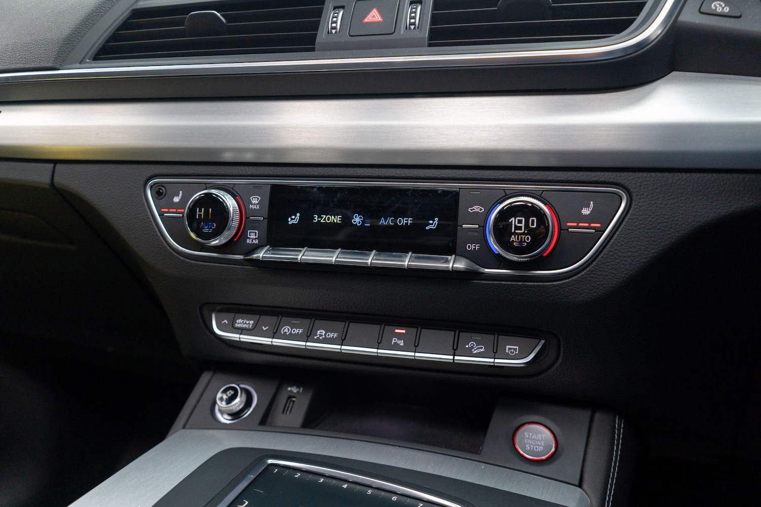 Used Audi SQ5 2018 for sale - 76388335: Photo 21