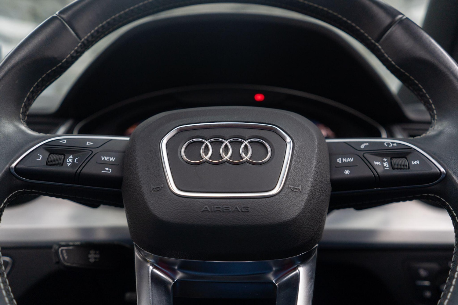 Used Audi SQ5 2018 for sale - 76388335: Photo 34