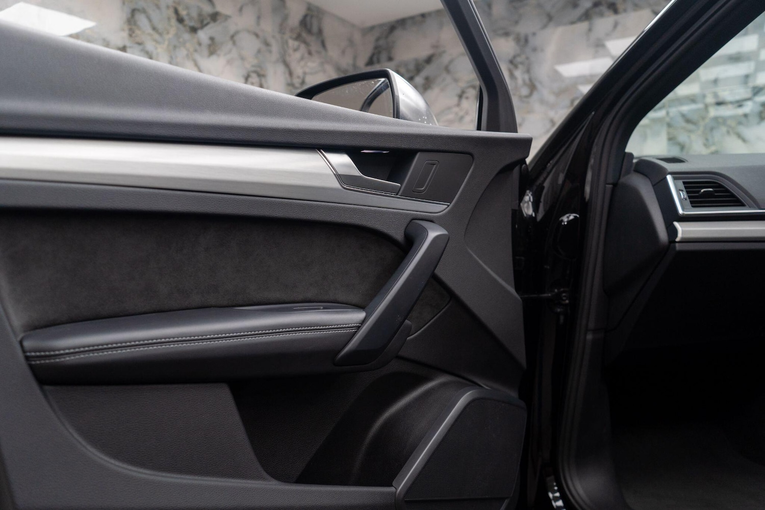 Used Audi SQ5 2018 for sale - 76388335: Photo 39